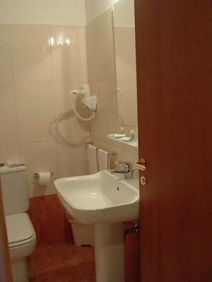 Gf Hotel