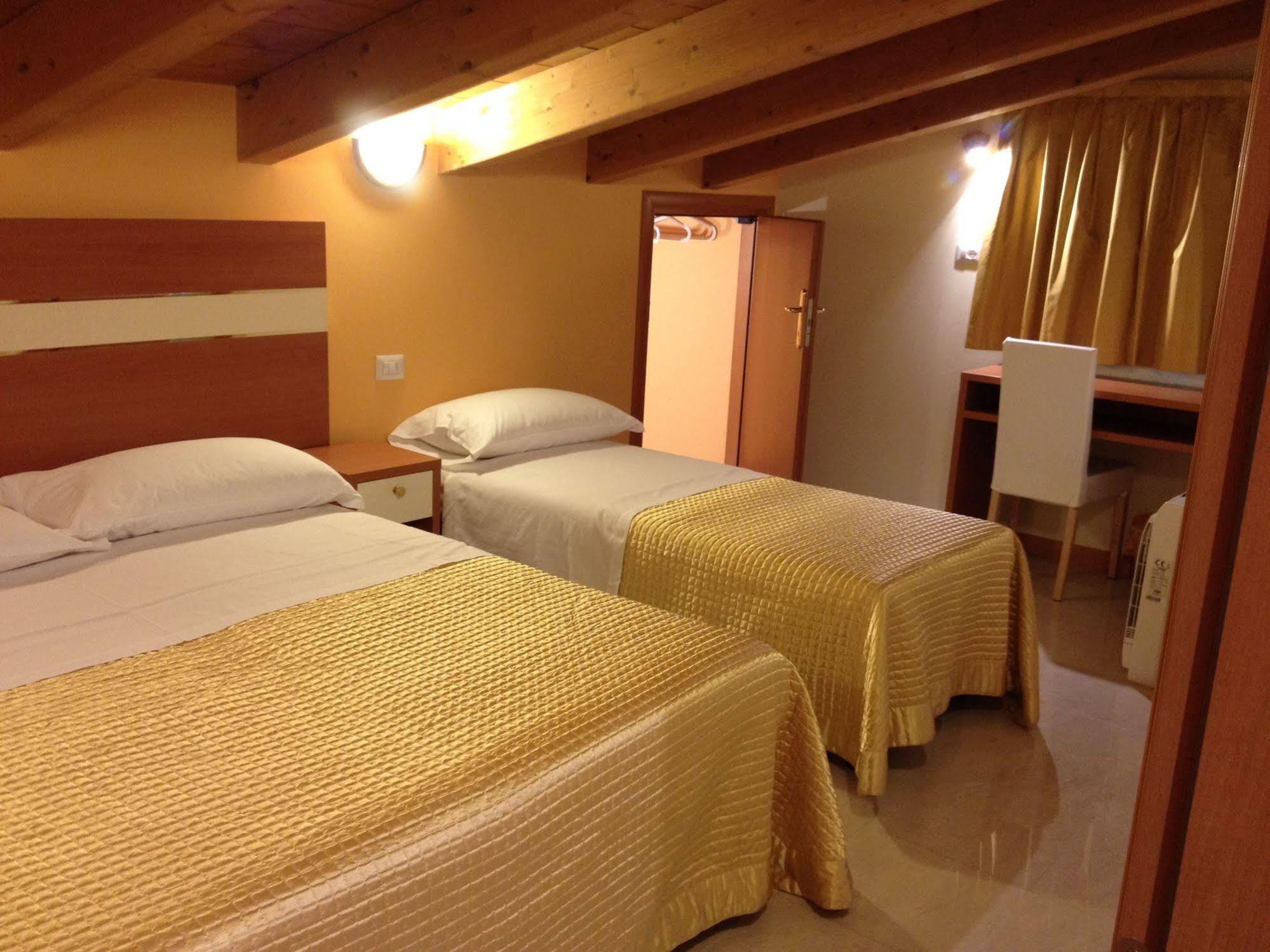Hotel Gf Cesano Boscone